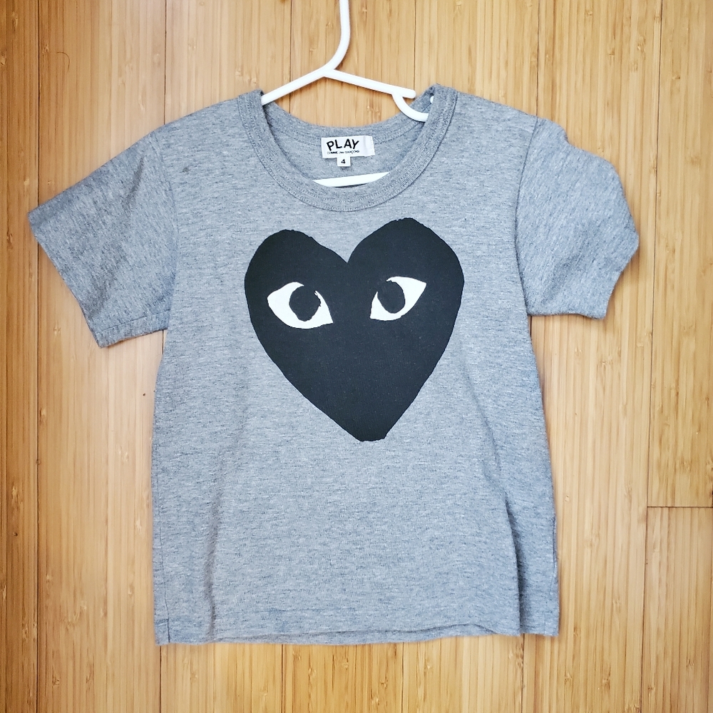 Comme des Garcons PLAY
